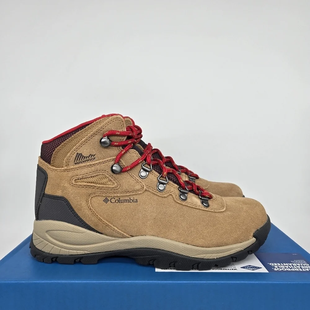 Columbia Newton Ridge Plus Women's Waterproof Hiking Boots Size 9.5 New